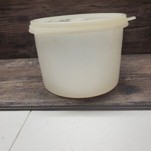 Vintage Tupperware 263 Sheer Storage Canister Container with Sheer Lid